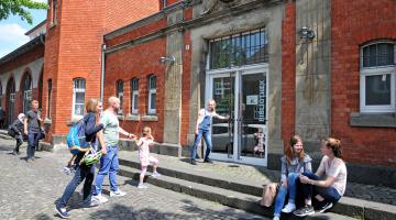 Eingang der Stadtbibliothek Bocholt (Copyright: Foto: Bruno Wansing, Stadt Bocholt)