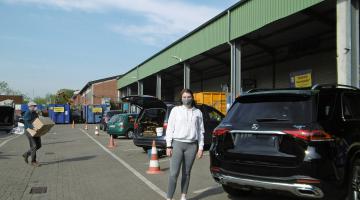 Wertstoffhof - Nur mit Maske (Copyright: Karin Kalka-Freundt, Stadt Bocholt)