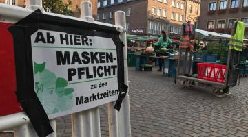 Maskenpflicht Wochenmarkt (Copyright: Bruno Wansing, Stadt Bocholt)