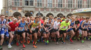 Start des 10 km – Jedermannlaufs (© Sven Betz)
