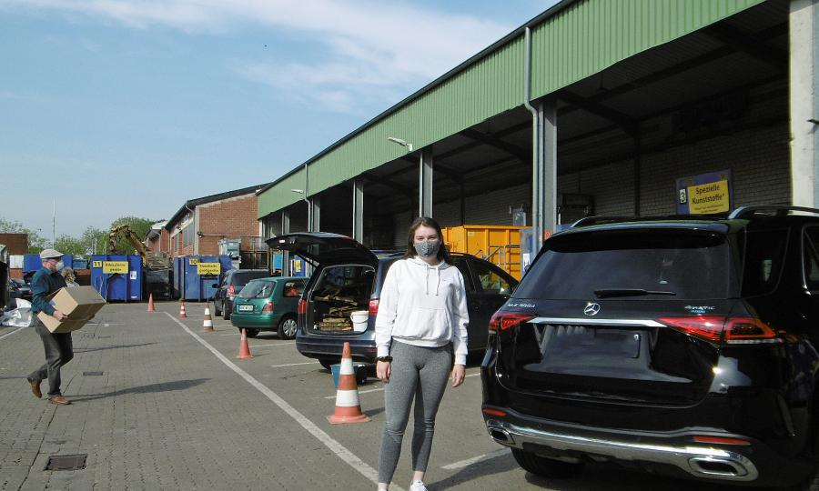 Wertstoffhof - Nur mit Maske (Copyright: Karin Kalka-Freundt, Stadt Bocholt) Wertstoffhof - Nur mit Maske (Copyright: Karin Kalka-Freundt, Stadt Bocholt)