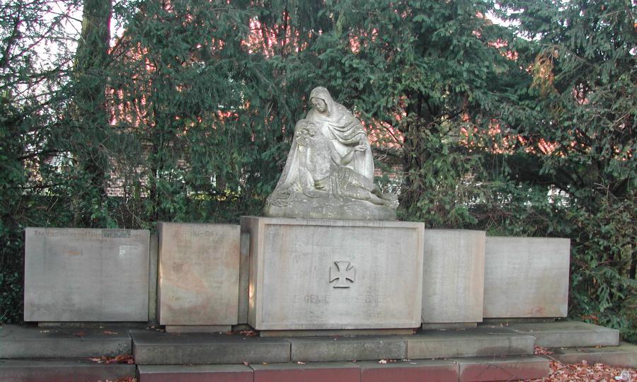 Kriegerdenkmal in Stenern (Copyright: Stadtarchiv Bocholt)