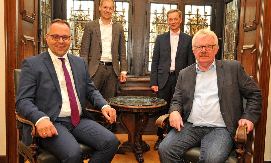 Glückwunsch an den neuen Bürgermeister Glückwunsch an den neuen Bürgermeister