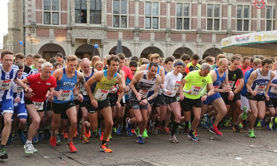 Start des 10 km – Jedermannlaufs (© Sven Betz)