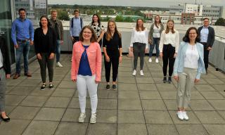 Ausbildung: Bürgermeister Peter Nebelo begrüßt neue Auszubildende (Copyright: Foto: Bruno Wansing, Stadt Bocholt)