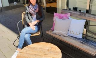 Fotos: Christina Frericks vom Stadtmarketing Bocholt genießt die Sonne