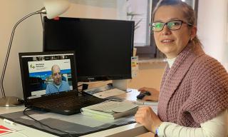 Ende letzten Jahres entwickelten Prof. Dr. Franz-Josef Peitzmann und Irina Schäfer (r.) an der Hochschulabteilung Bocholt einen Leitfaden zur vorausschauenden Wartung. Diesen Leitfaden in die betriebliche Praxis umzusetzen lernte unter der Leitung von Prof. Dr. Christian Heßing (l.) zum Ende des Wintersemesters bereits die erste Generation von Studierenden des Wirtschaftsingenieurwesens in Bocholt. Wegen Corona online. Foto: WH, Nutzung honorarfrei im Zusammenhang mit Westfälischer Hochschule